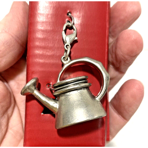 Silver bag charm zipper pull pewter metal gift for gardener watering can cottage - Picture 4 of 4